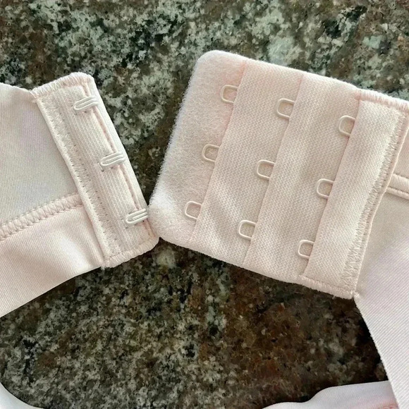 NWT Warner's Wire-Free No Side Effects Extra Side Coverage Back Smoothing Bra L - Picture 6 of 9